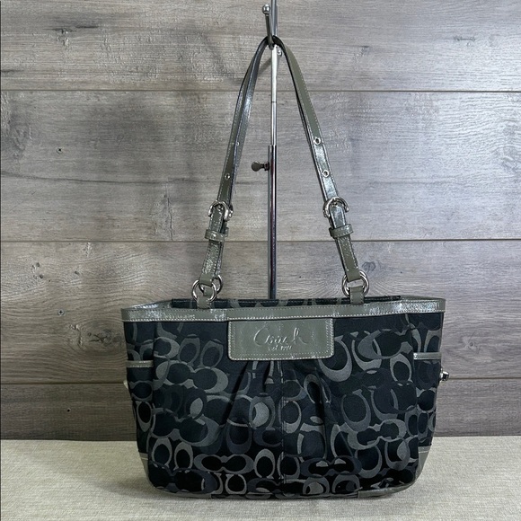 Coach F13762 Olive and Black Signature Gallery Canvas Shoulder Bag Tote - Picture 1 of 10